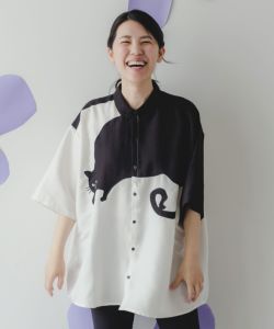 てぃーしゃつ 352134：パリティーのねこアップリケ バイカラーシャツの通販-ScoLar