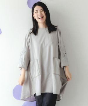 イズスカラー×雅結 蝶 華 刺繍 チュニック L ブラック パープル 楽天市場】花刺繍舞い散るシアーチュニック レディース