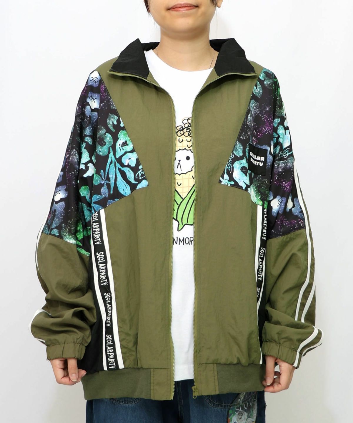 クマ宇宙柄スポーティーブルゾン-12