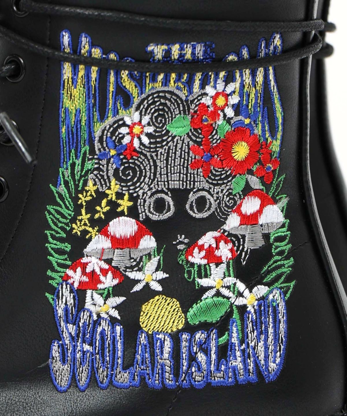 スカラーちゃんとキノコ刺繍ブーツ-8