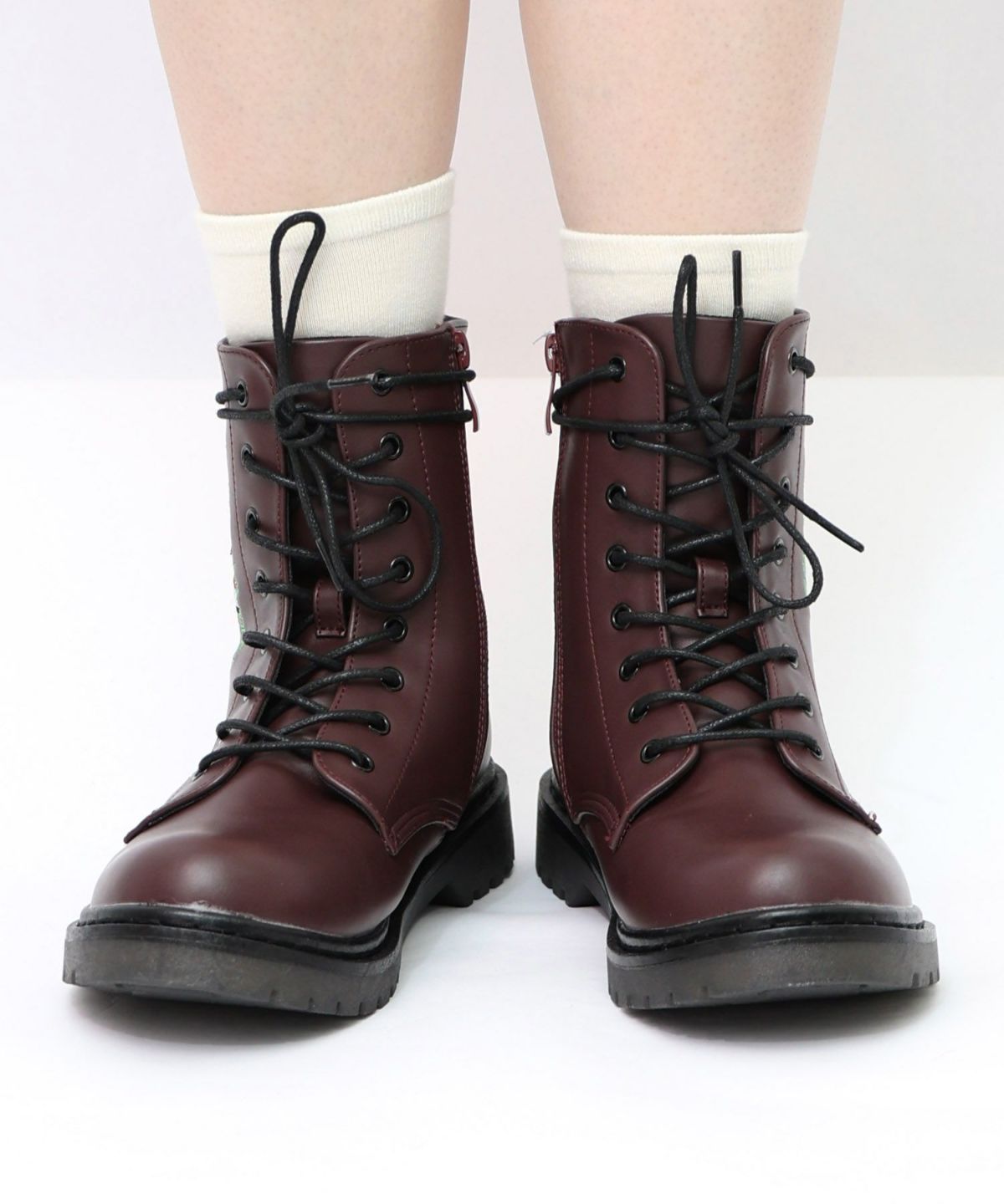 スカラーちゃんとキノコ刺繍ブーツ-13