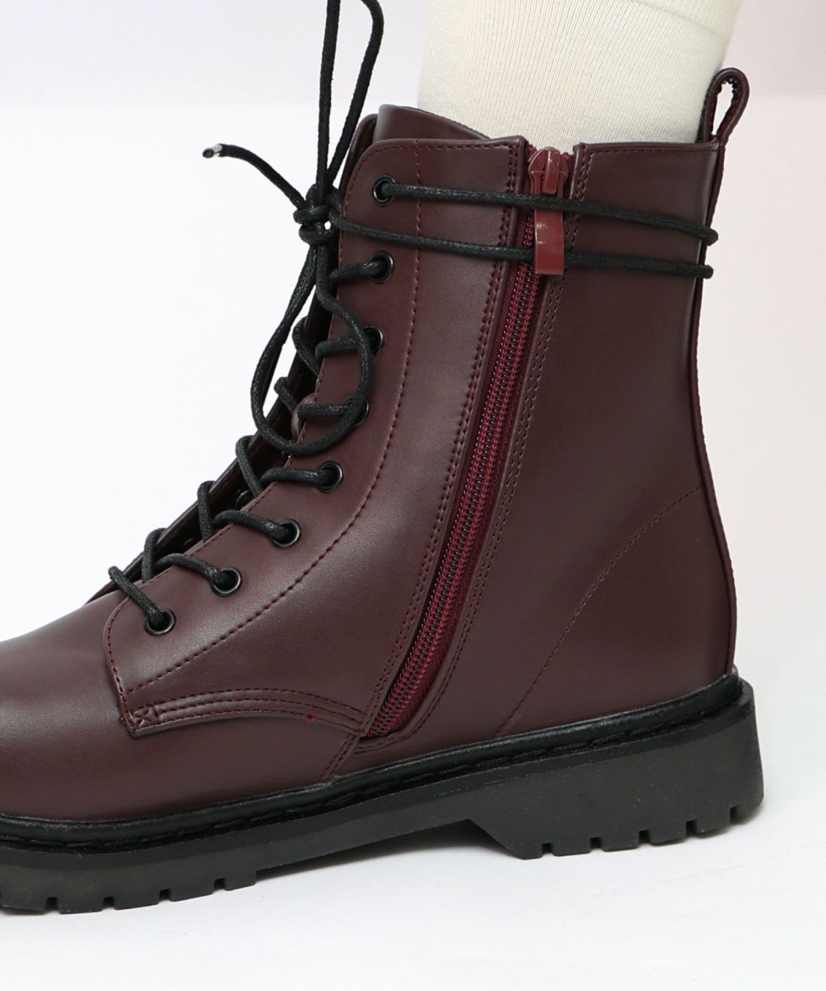 スカラーちゃんとキノコ刺繍ブーツ-17