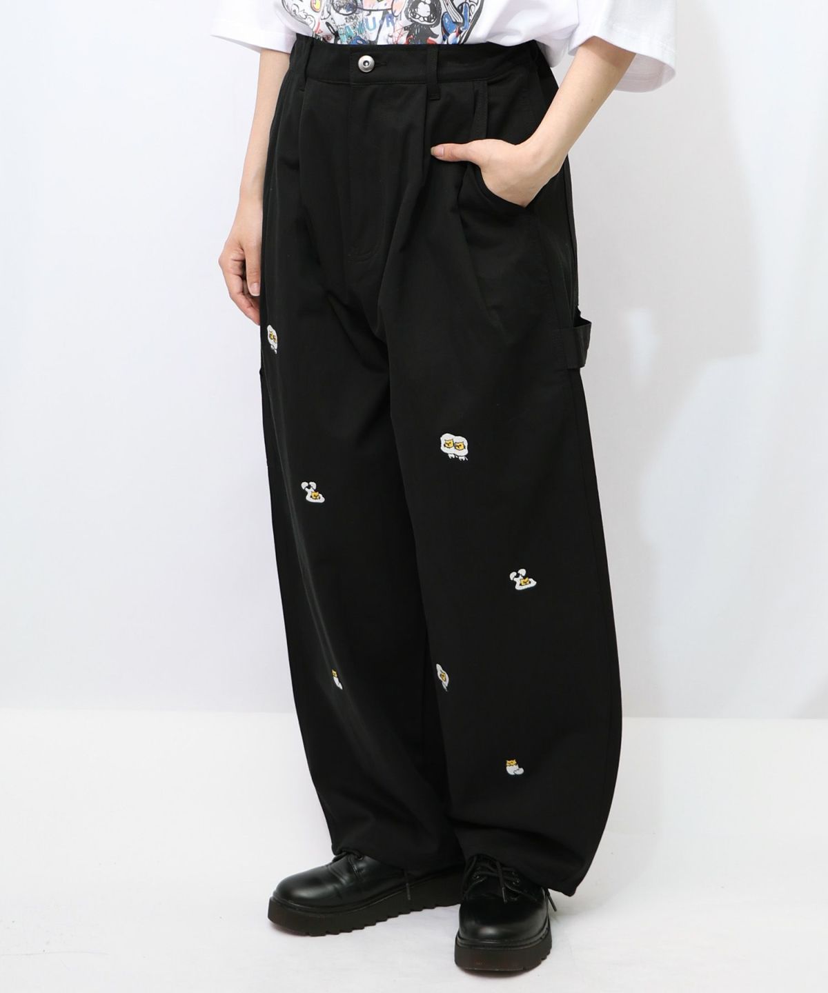 パリティーのネコ目玉焼き刺繍パンツ-8