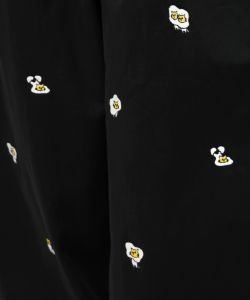 パリティーのネコ目玉焼き刺繍パンツ-10