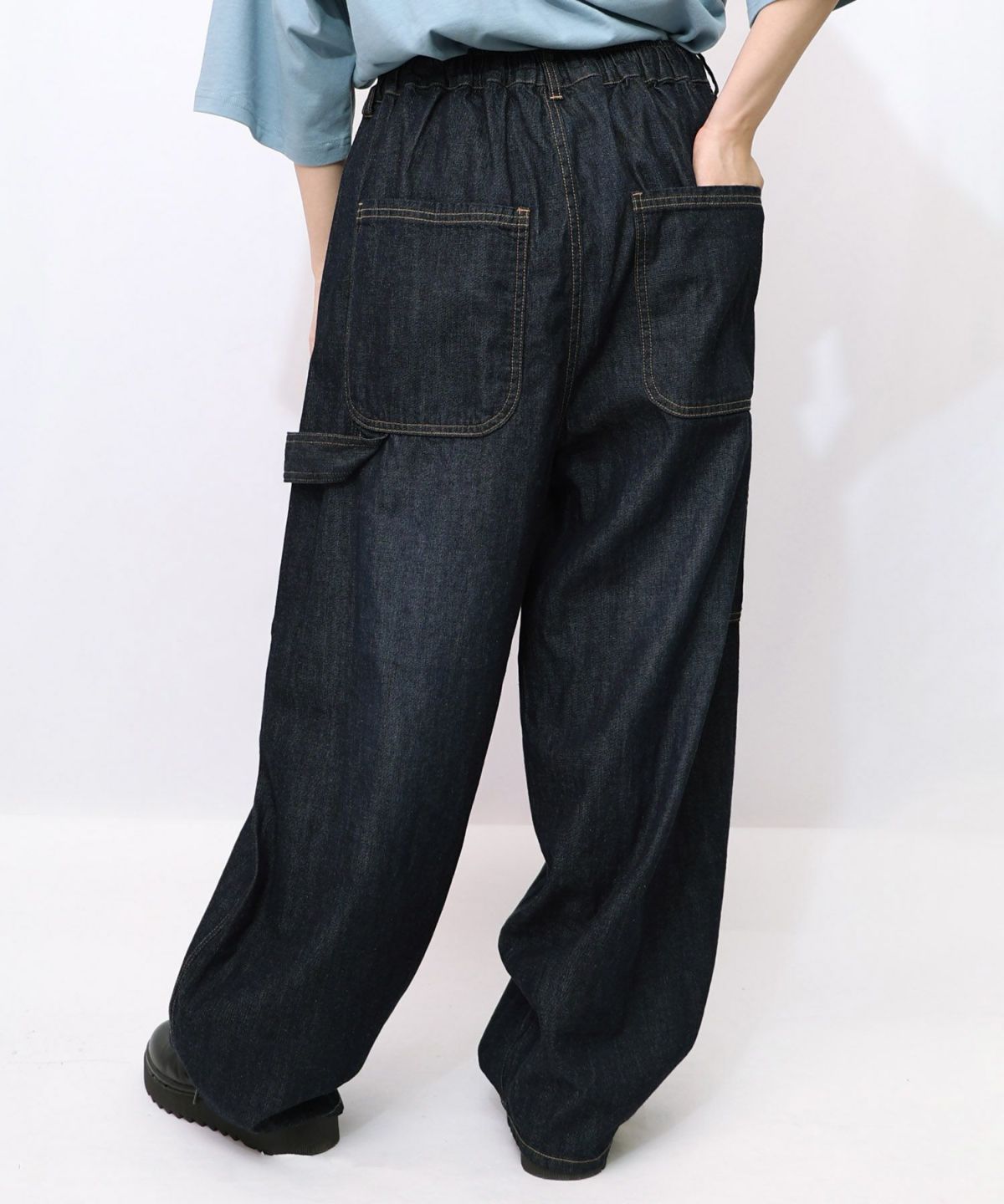 パリティーのネコ目玉焼き刺繍パンツ-13