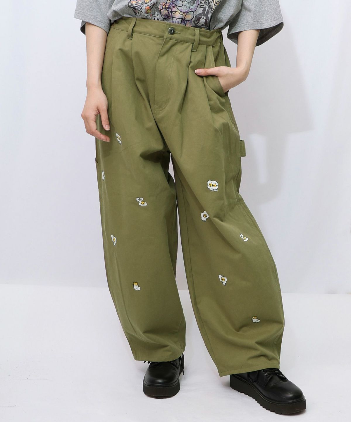 パリティーのネコ目玉焼き刺繍パンツ-15