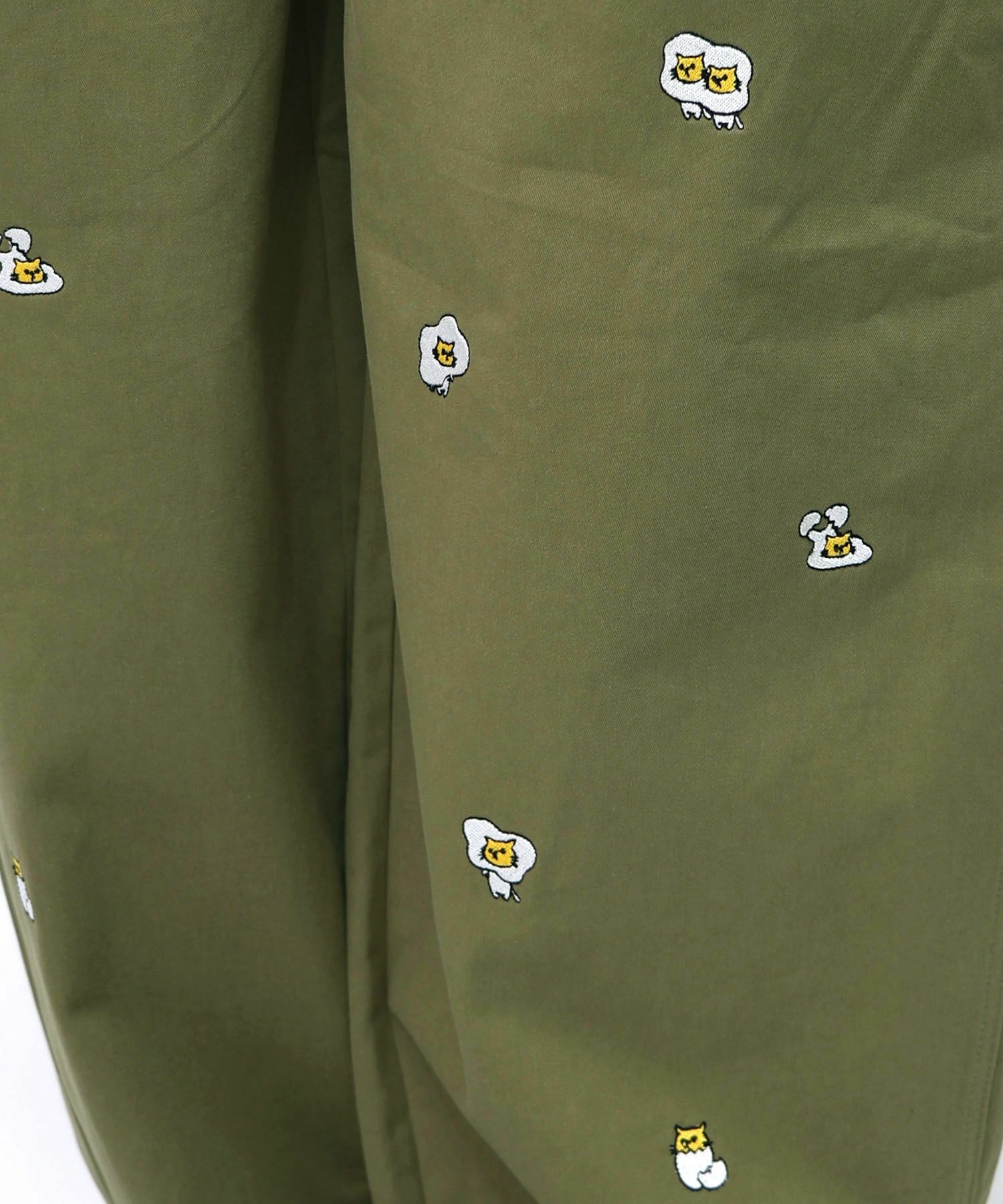 パリティーのネコ目玉焼き刺繍パンツ-18