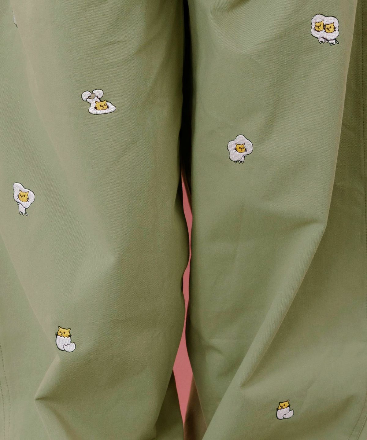 パリティーのネコ目玉焼き刺繍パンツ-22