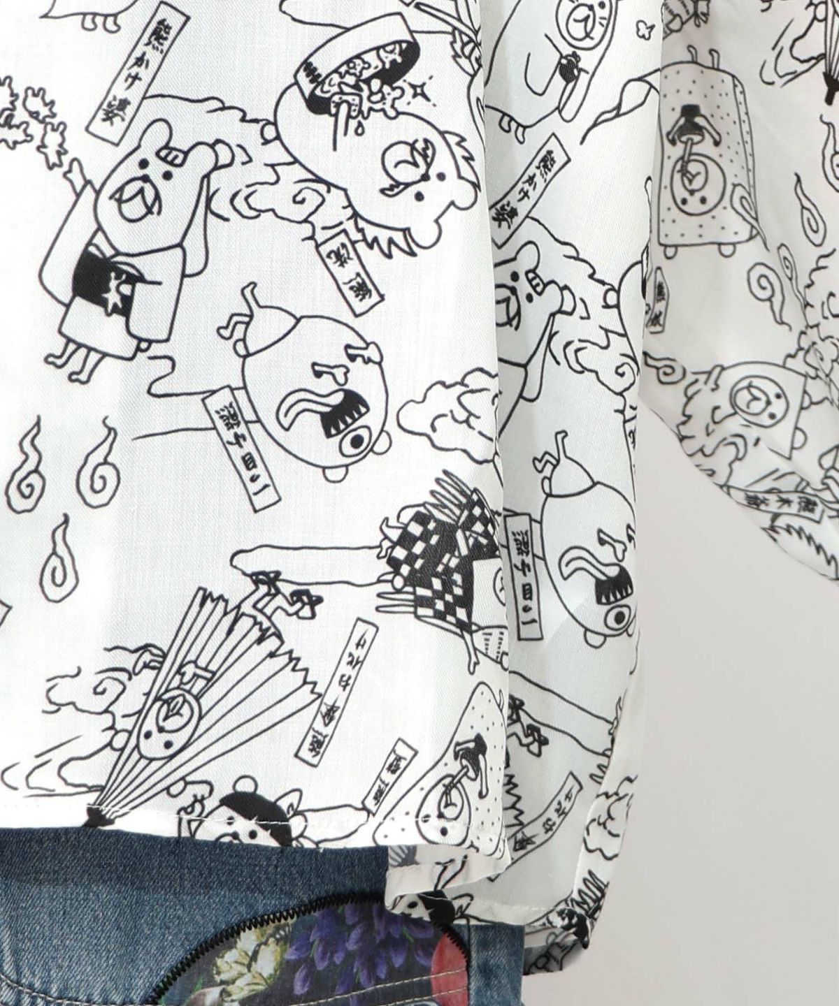 パリティー妖怪柄シャツ-25