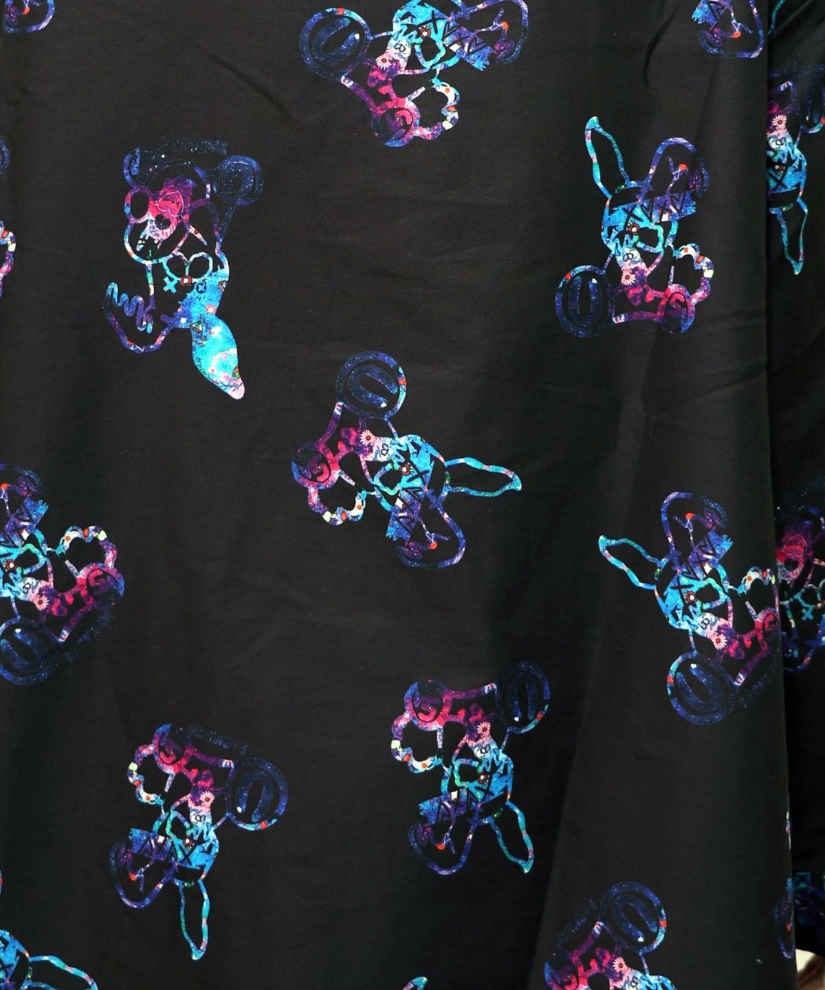 パチうさ×ラビル柄 ネクタイ付きシャツ-16