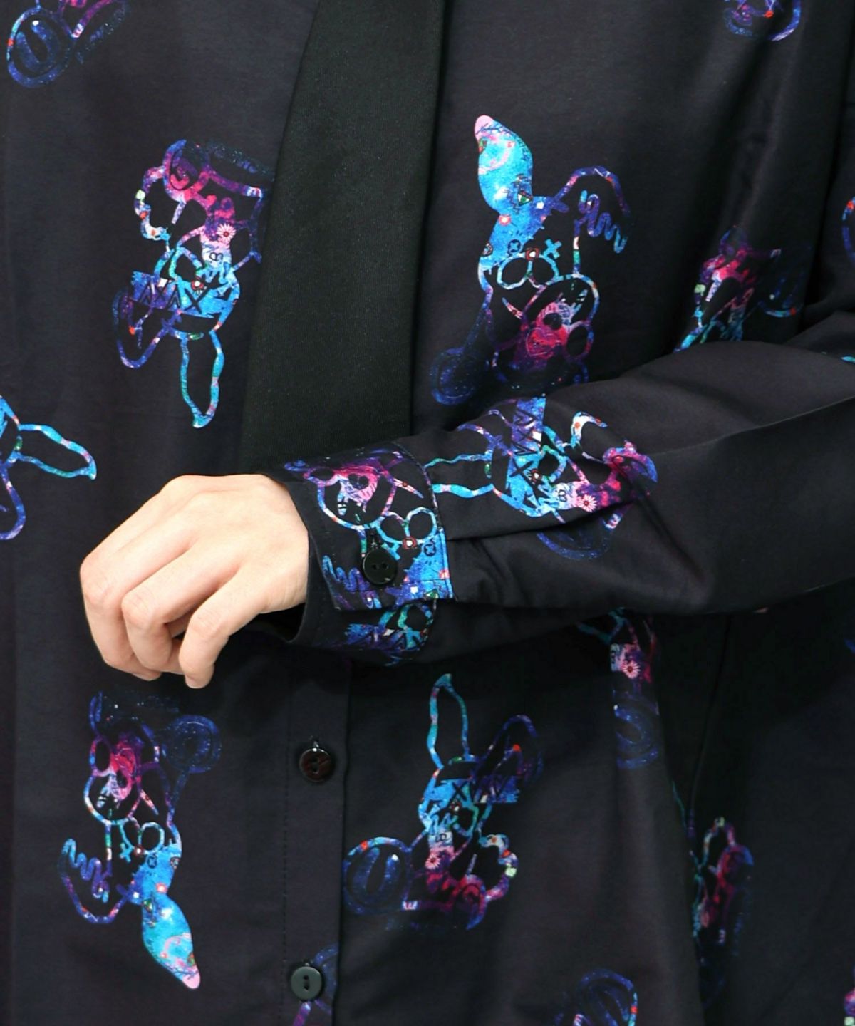 パチうさ×ラビル柄 ネクタイ付きシャツ-20