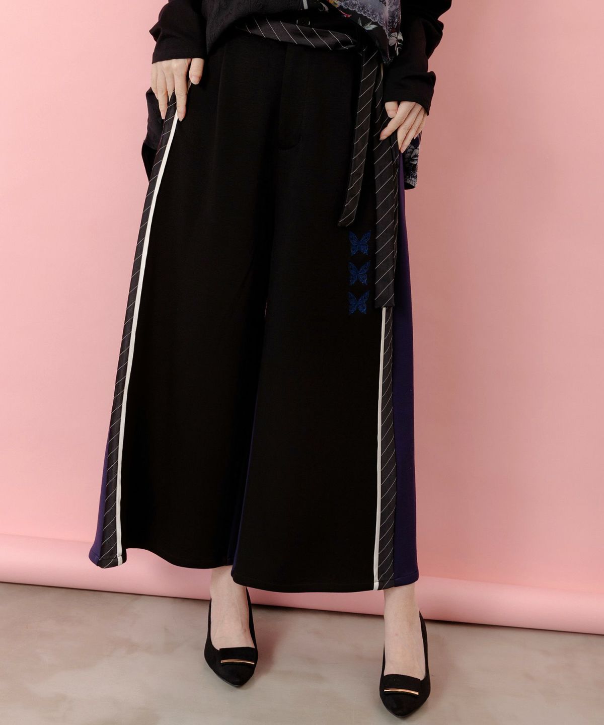 蝶刺繍バイカラー 異素材切替パンツ-1