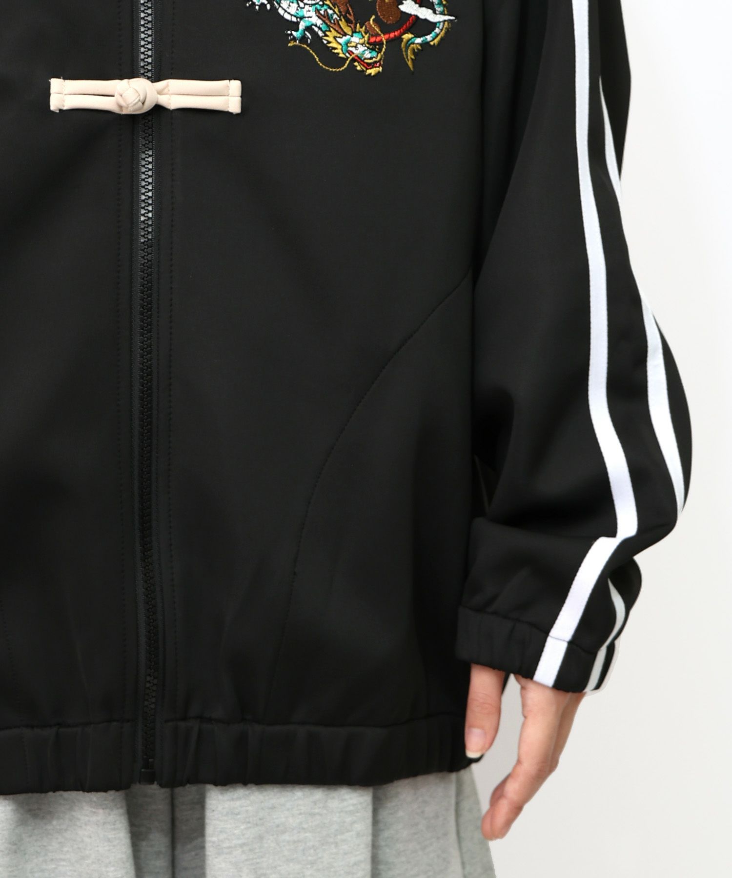 ウサギと龍刺繍 カンフーボタンジャージ-22