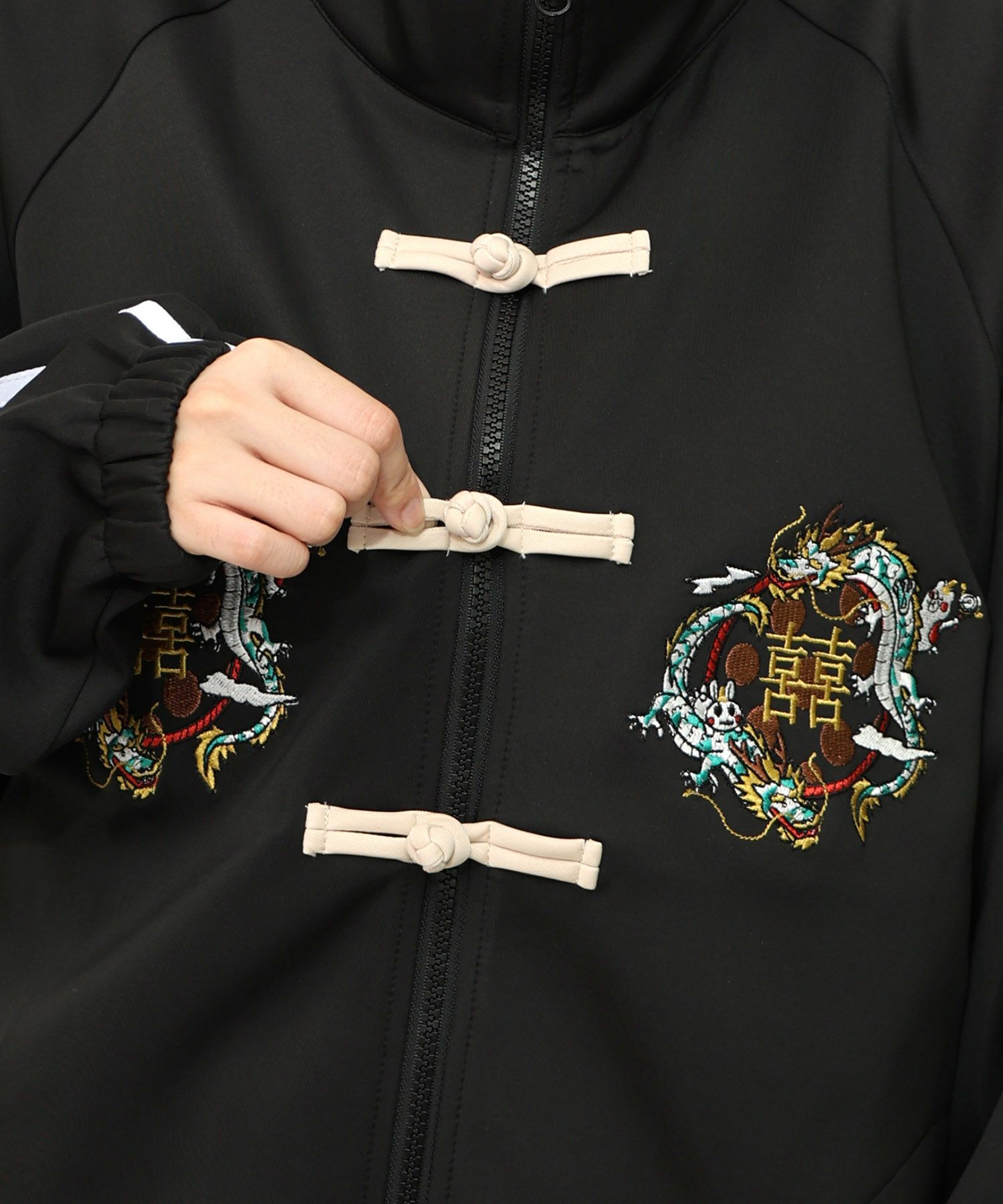 ウサギと龍刺繍 カンフーボタンジャージ-23