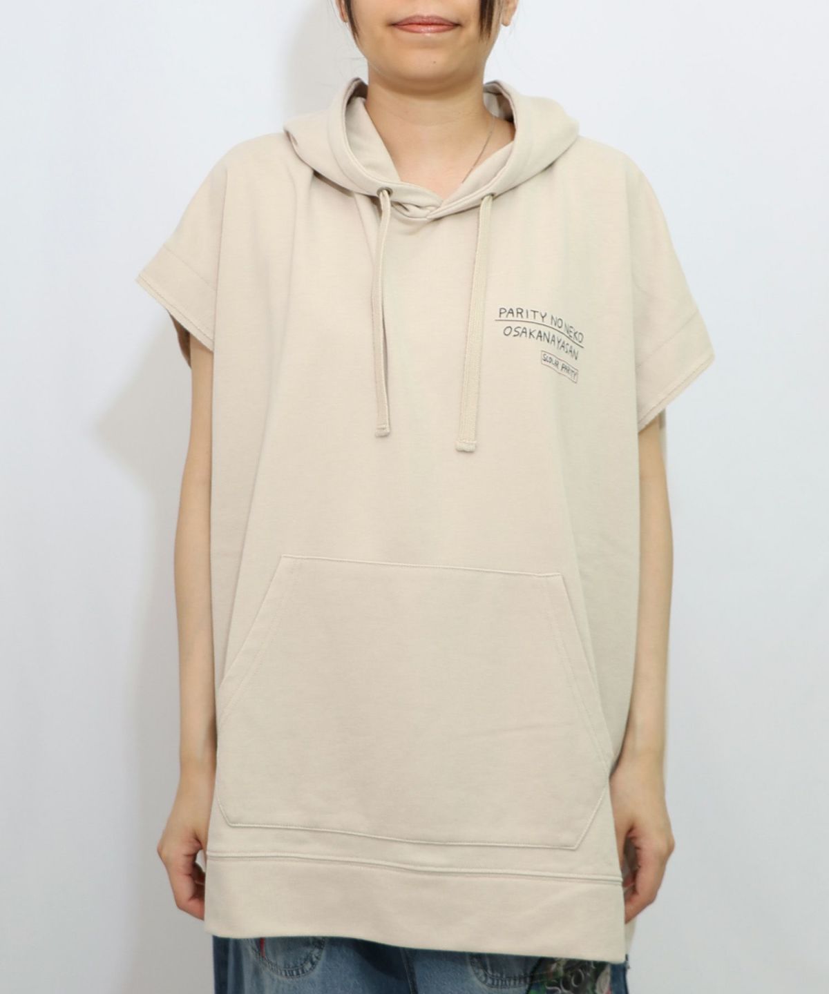 魚屋さんとネコ柄 ケミカル加工ノースリーブパーカー-12