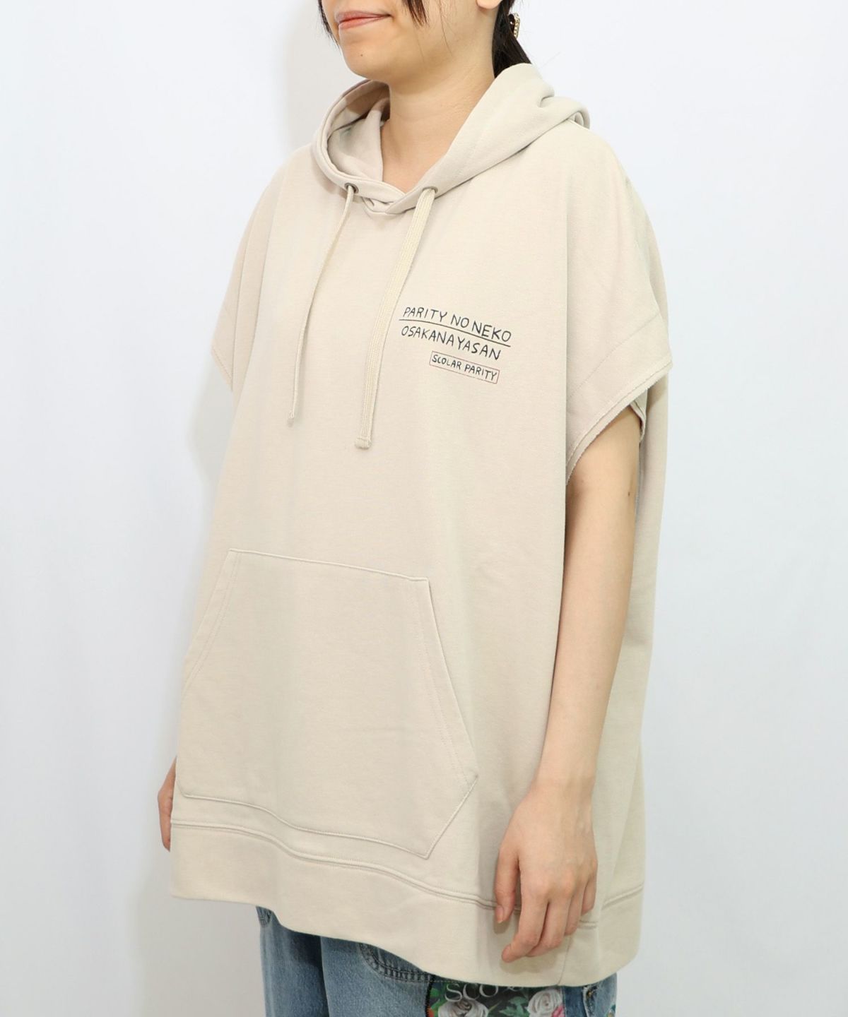 魚屋さんとネコ柄 ケミカル加工ノースリーブパーカー-13