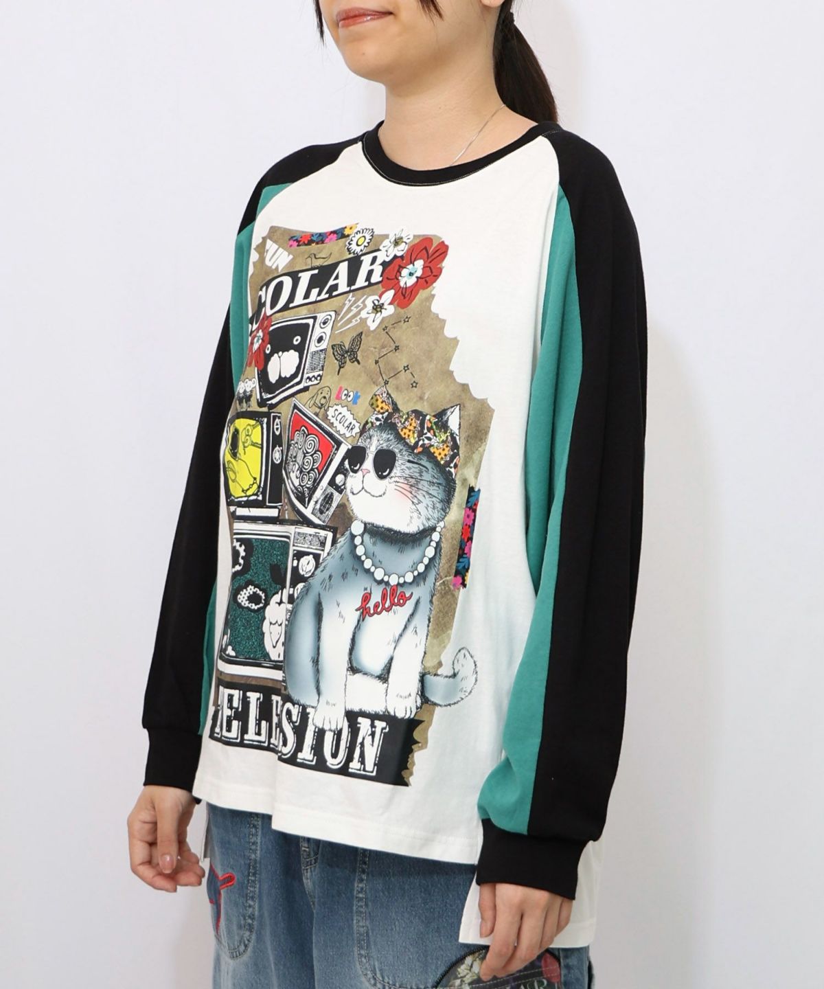 ネコとテレビ柄ロンT-9