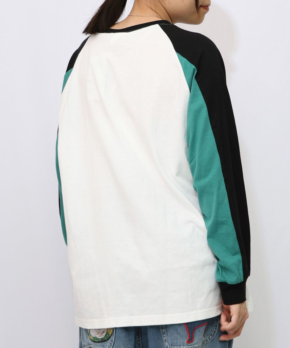 ネコとテレビ柄ロンT-10