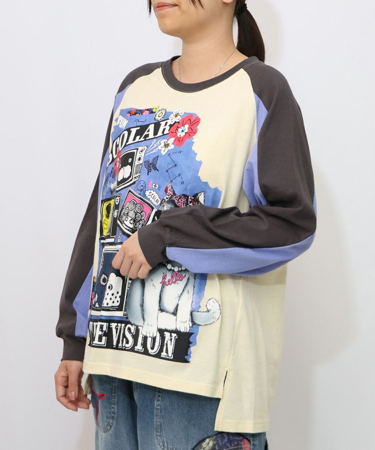 ネコとテレビ柄ロンT-18