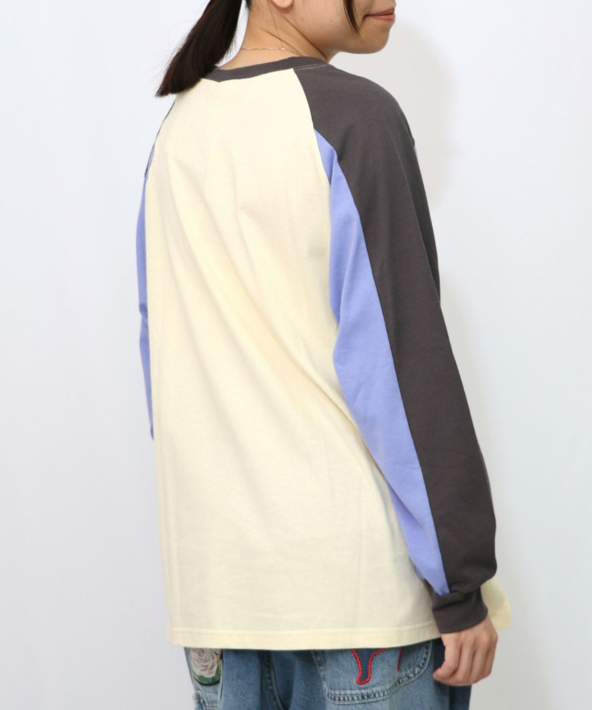 ネコとテレビ柄ロンT-19