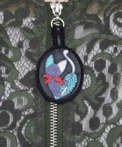 &ellecy アンドエルシー 浮世絵 猫 刺繍 チェック柄 ブルゾン　美品 画家のねこ／Lサイズ【Ball & Chain】エコバッグ | D[di:] web