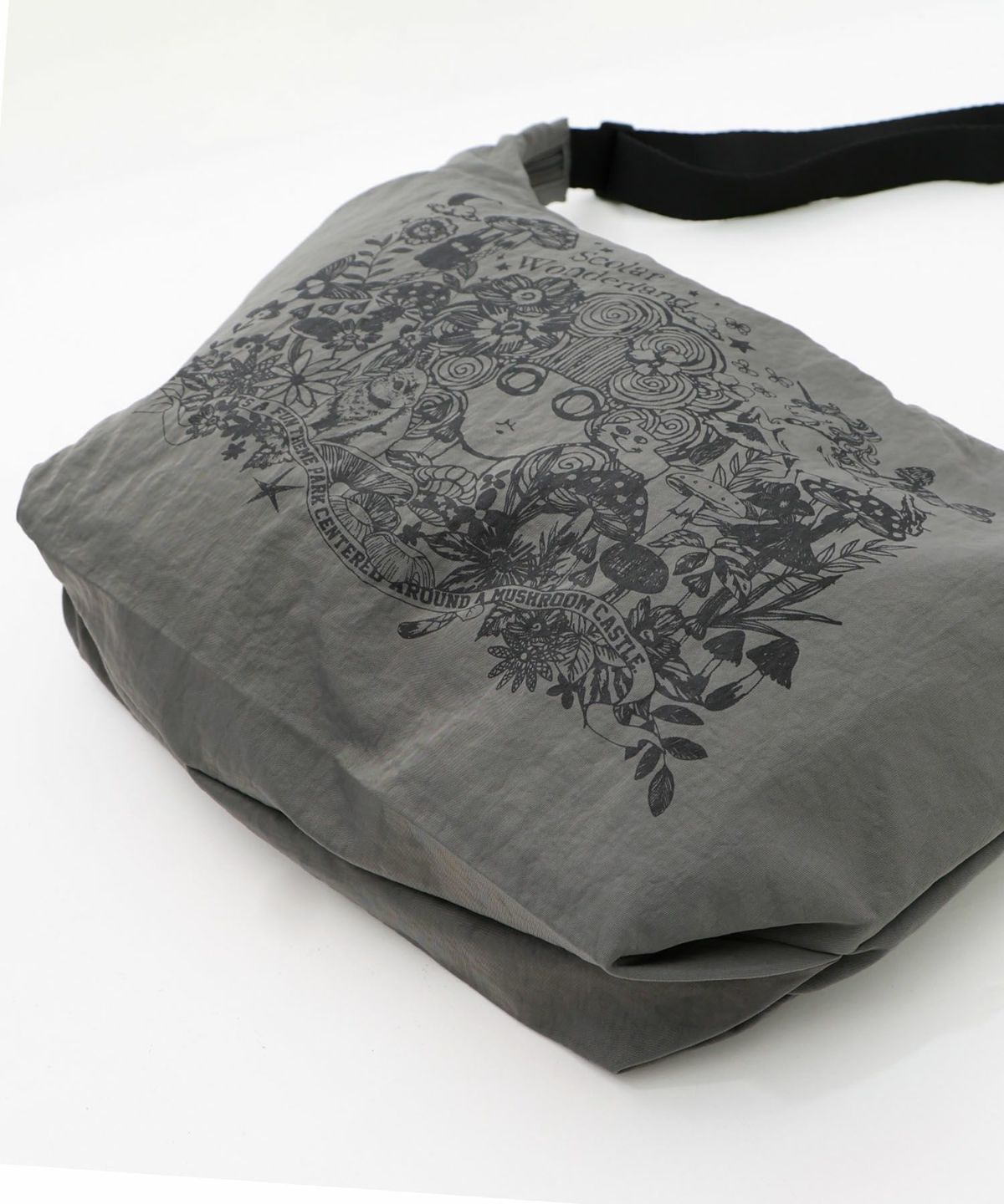 シワ加工スカラーちゃん柄ショルダーバッグ-13