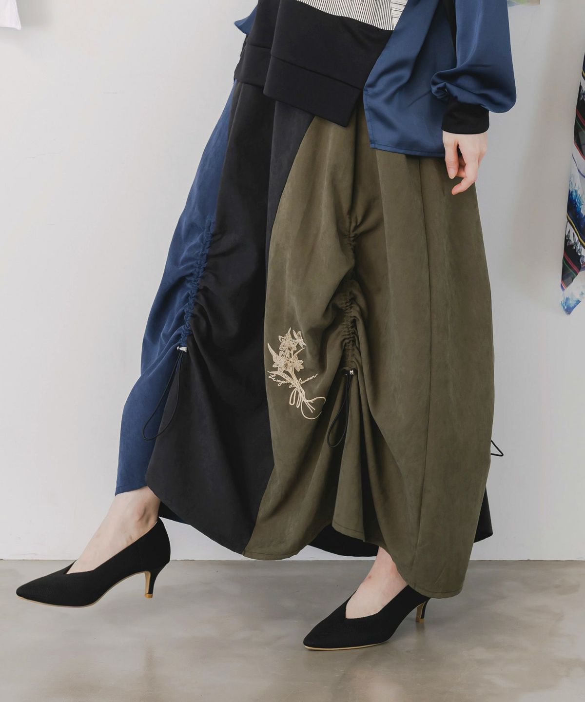 花刺繍バイカラー切替 ドロストスカート-3