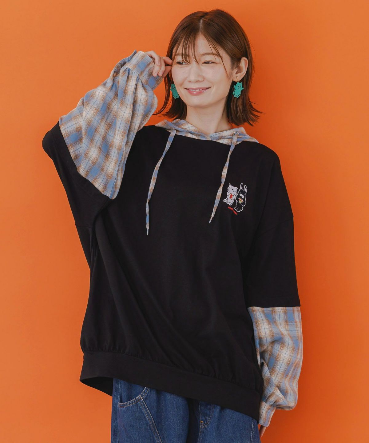 ネコとラビルのチェック柄切替フーデッドプルオーバー-1