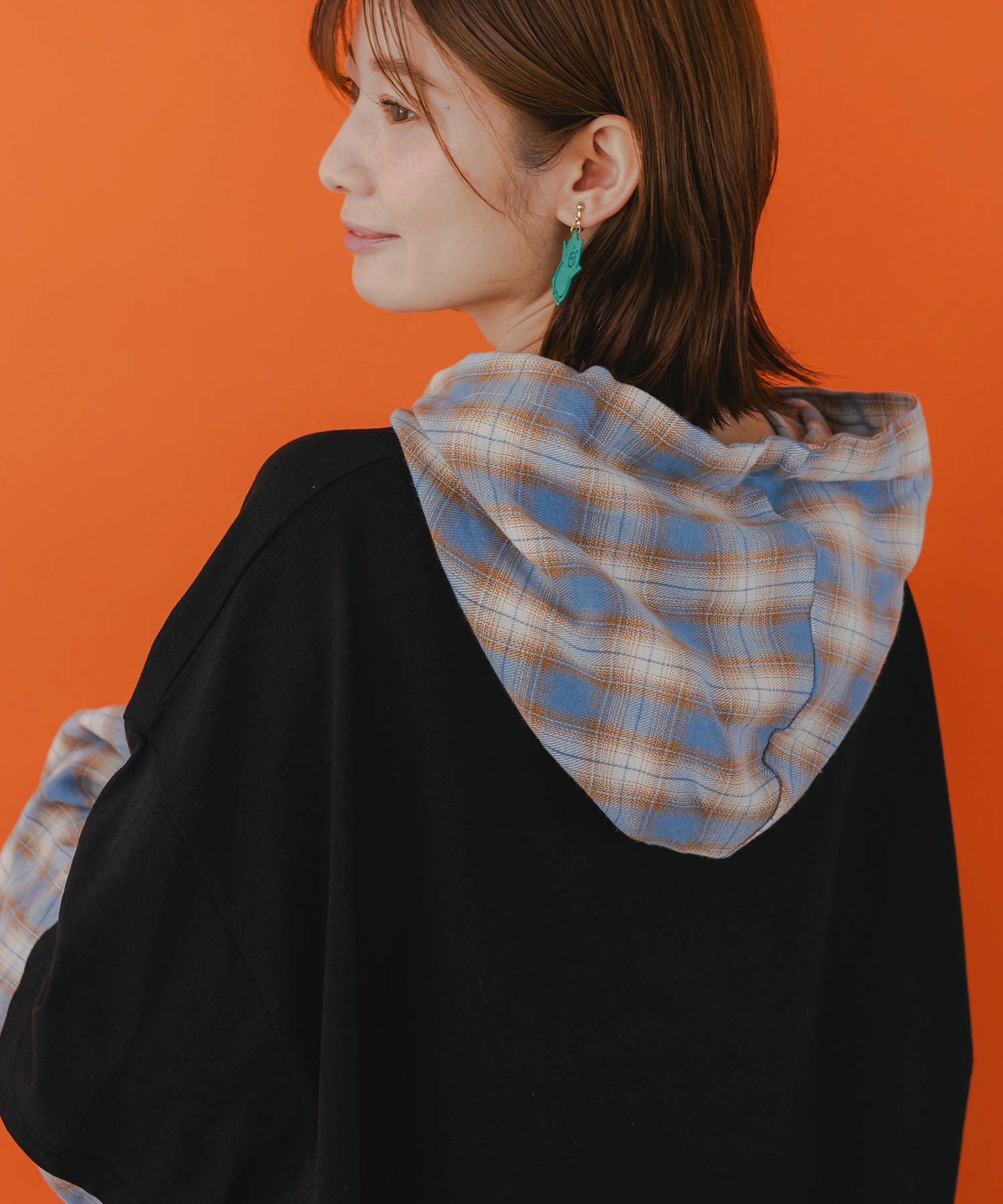 ネコとラビルのチェック柄切替フーデッドプルオーバー-6