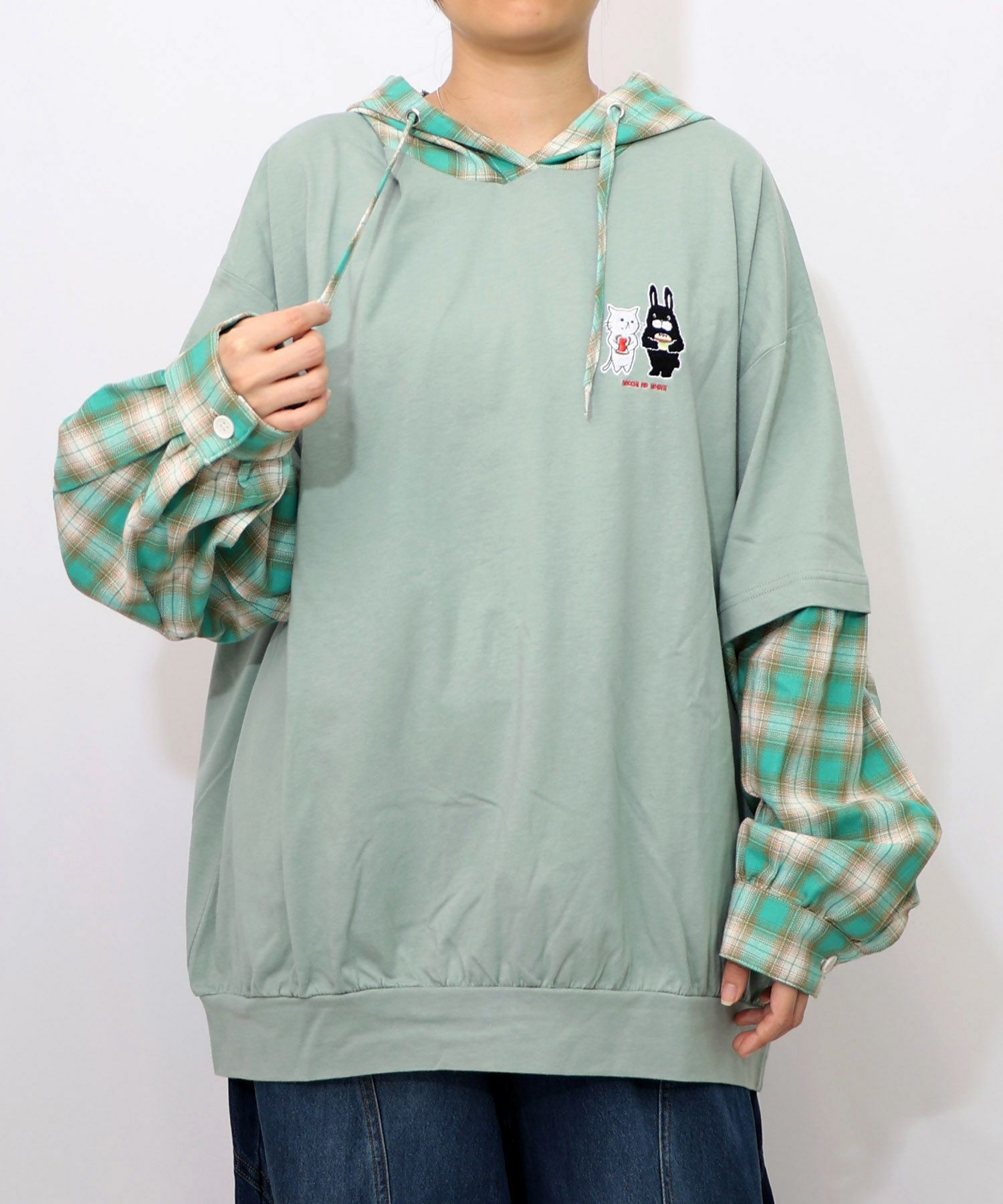 ネコとラビルのチェック柄切替フーデッドプルオーバー-12