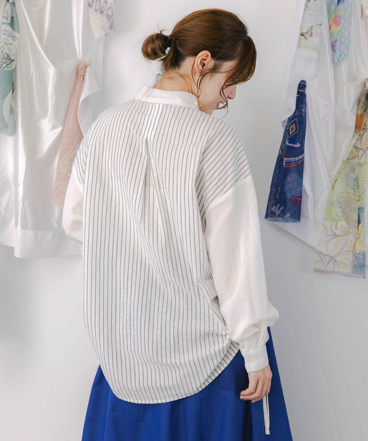 ネコの横顔刺繍 ストライプ切替シャツ-5