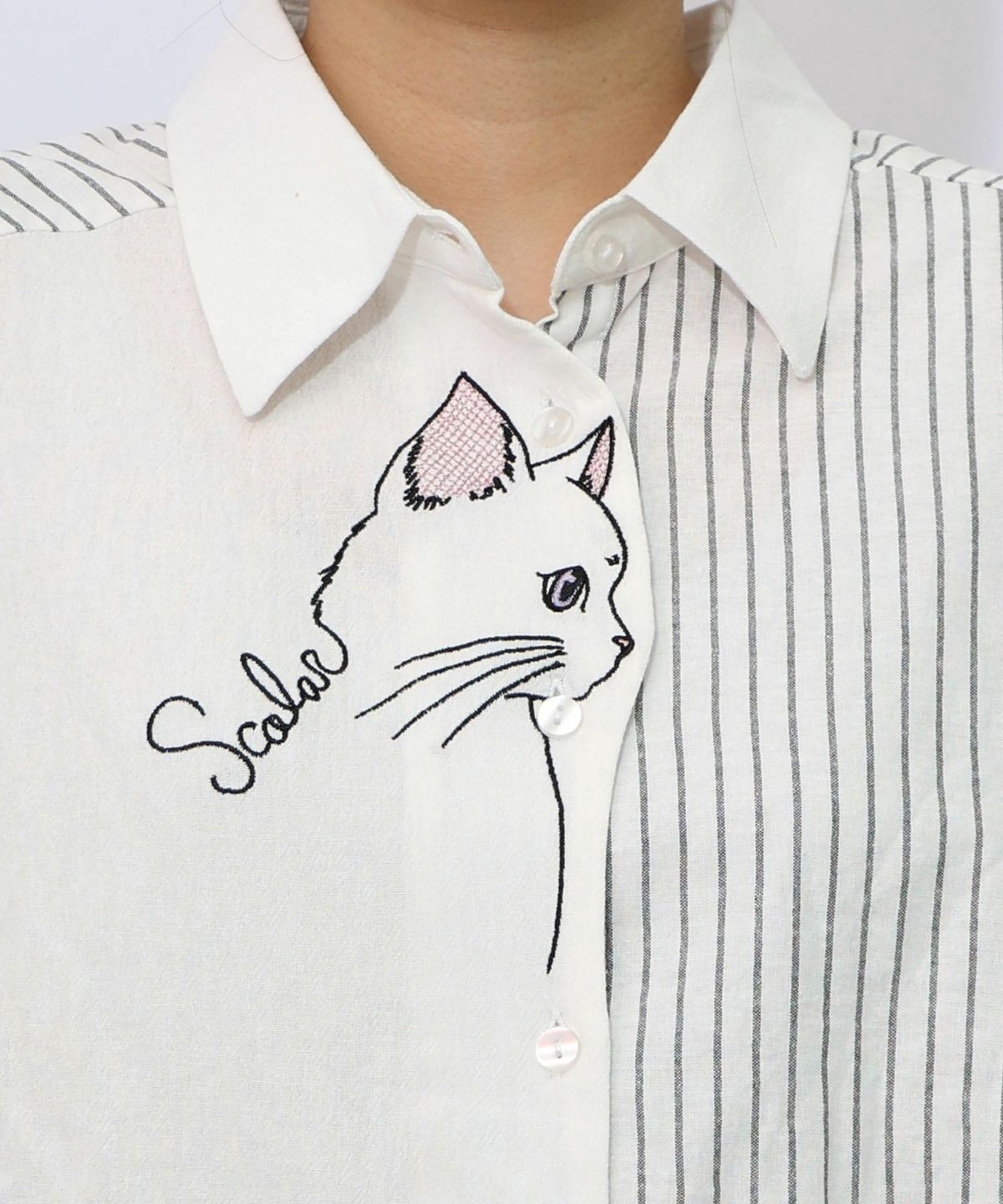 ネコの横顔刺繍 ストライプ切替シャツ-10