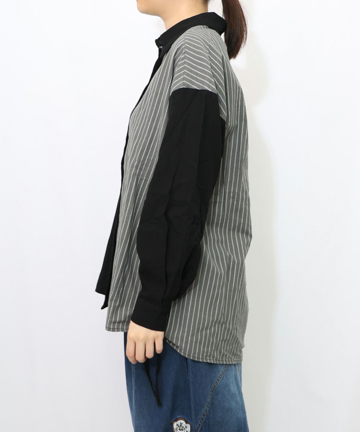 ネコの横顔刺繍 ストライプ切替シャツ-12