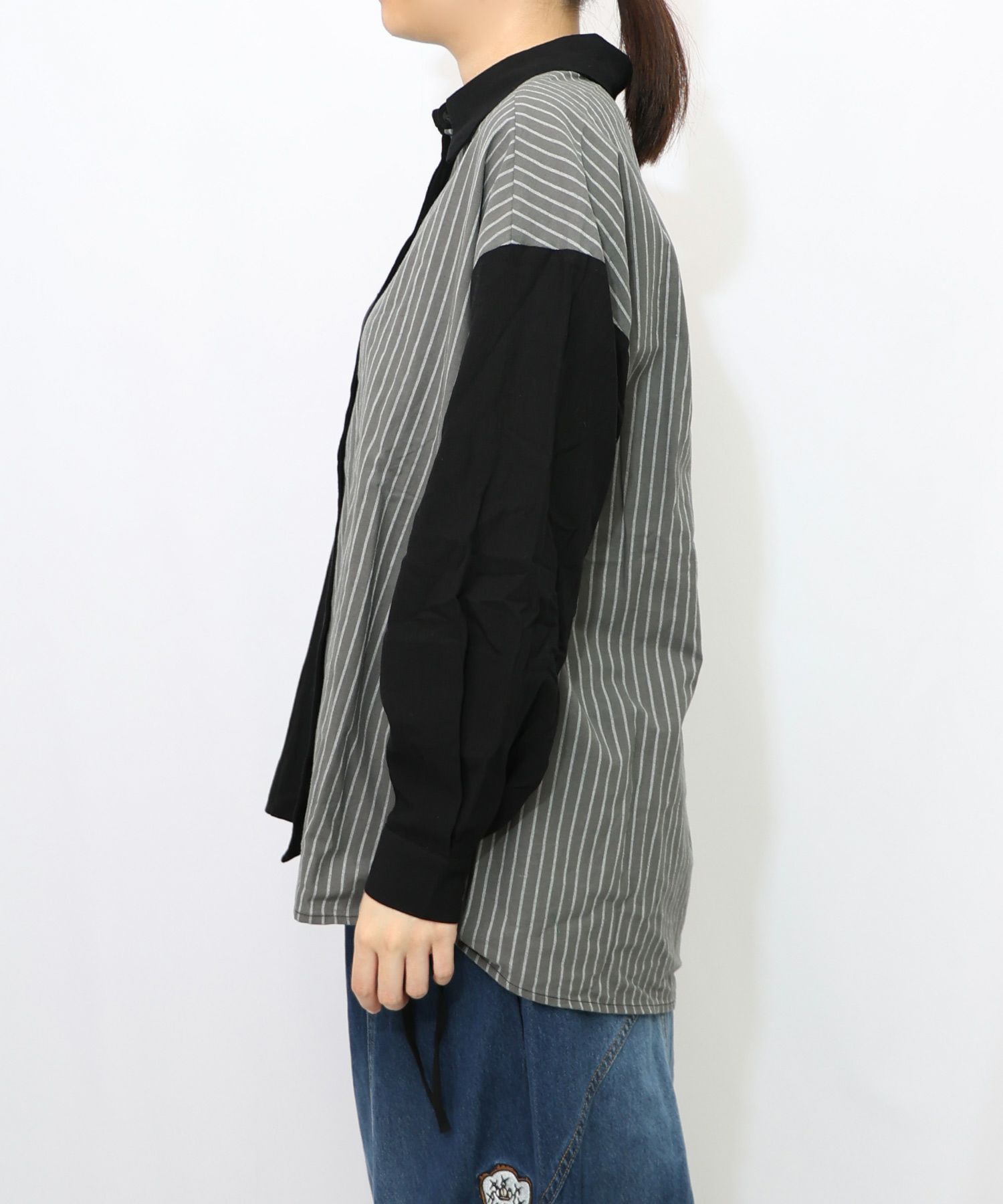 153655：ネコの横顔刺繍 ストライプ切替シャツの通販-ScoLar