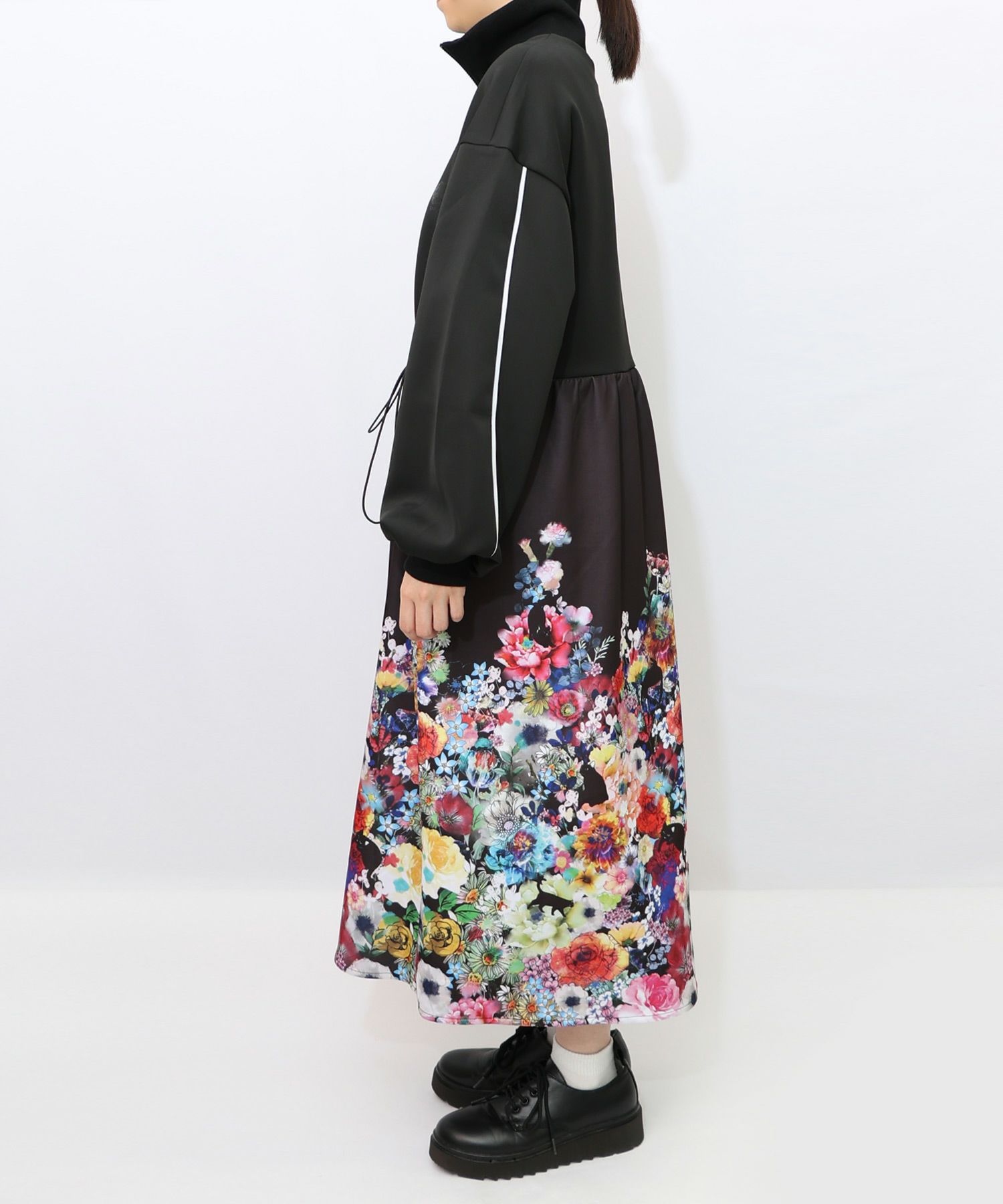 花柄に隠れ黒ネコ柄 ハーフジップジャージワンピース-11