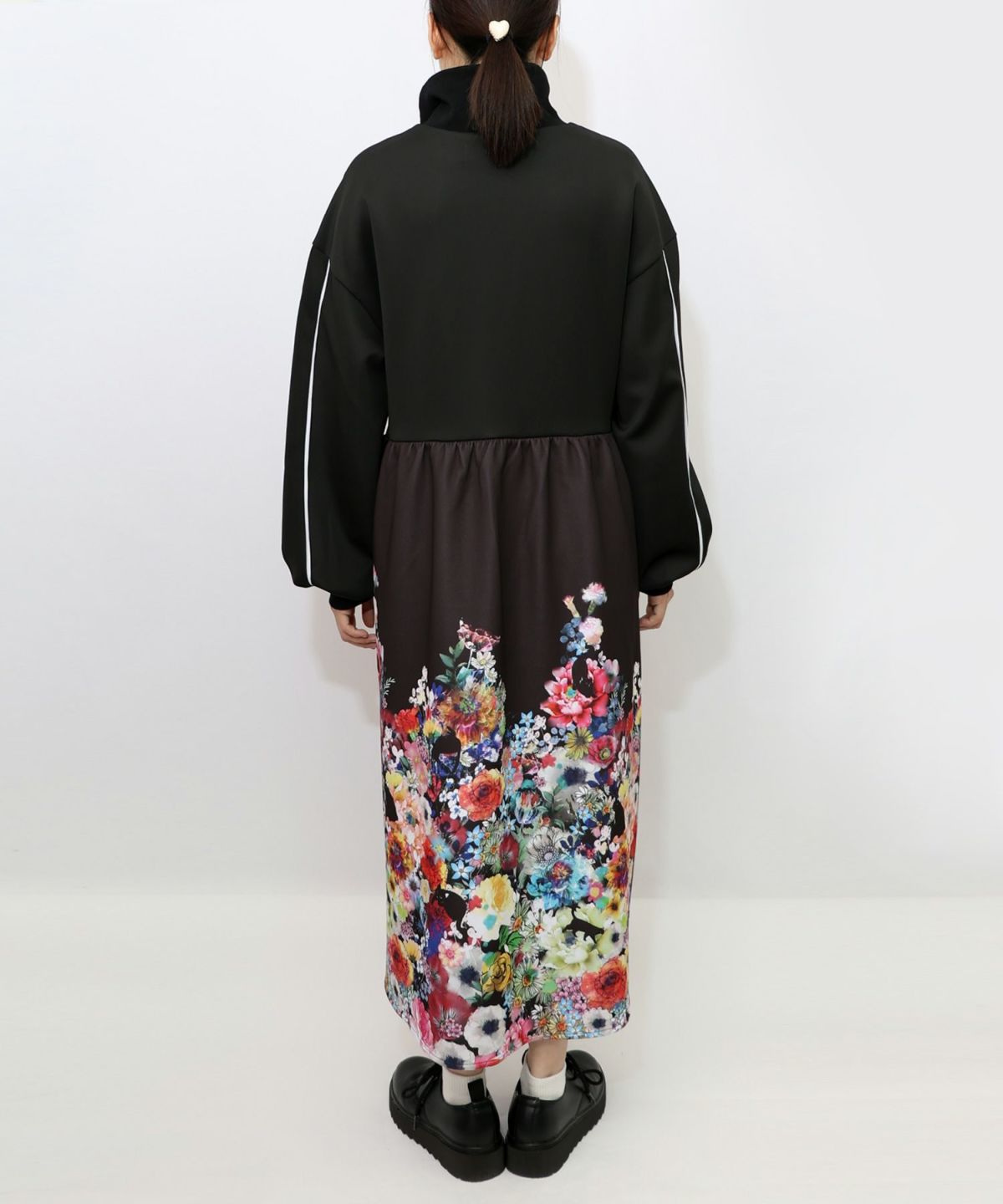 花柄に隠れ黒ネコ柄 ハーフジップジャージワンピース-12