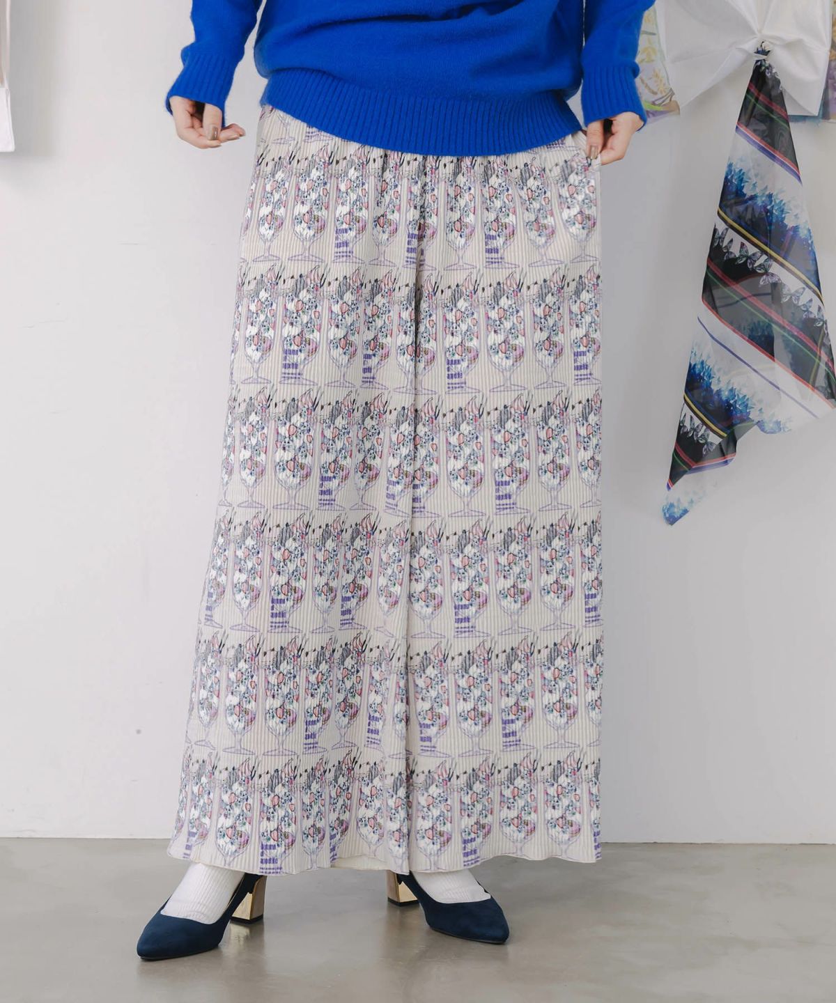 ネコパフェ・蝶柄 ベロアプリーツパンツ-1