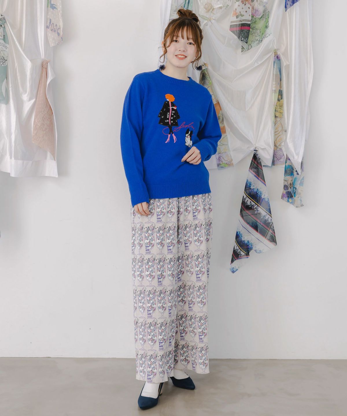 女の子とワンちゃん刺繍アップリケ ニットプルオーバー-2