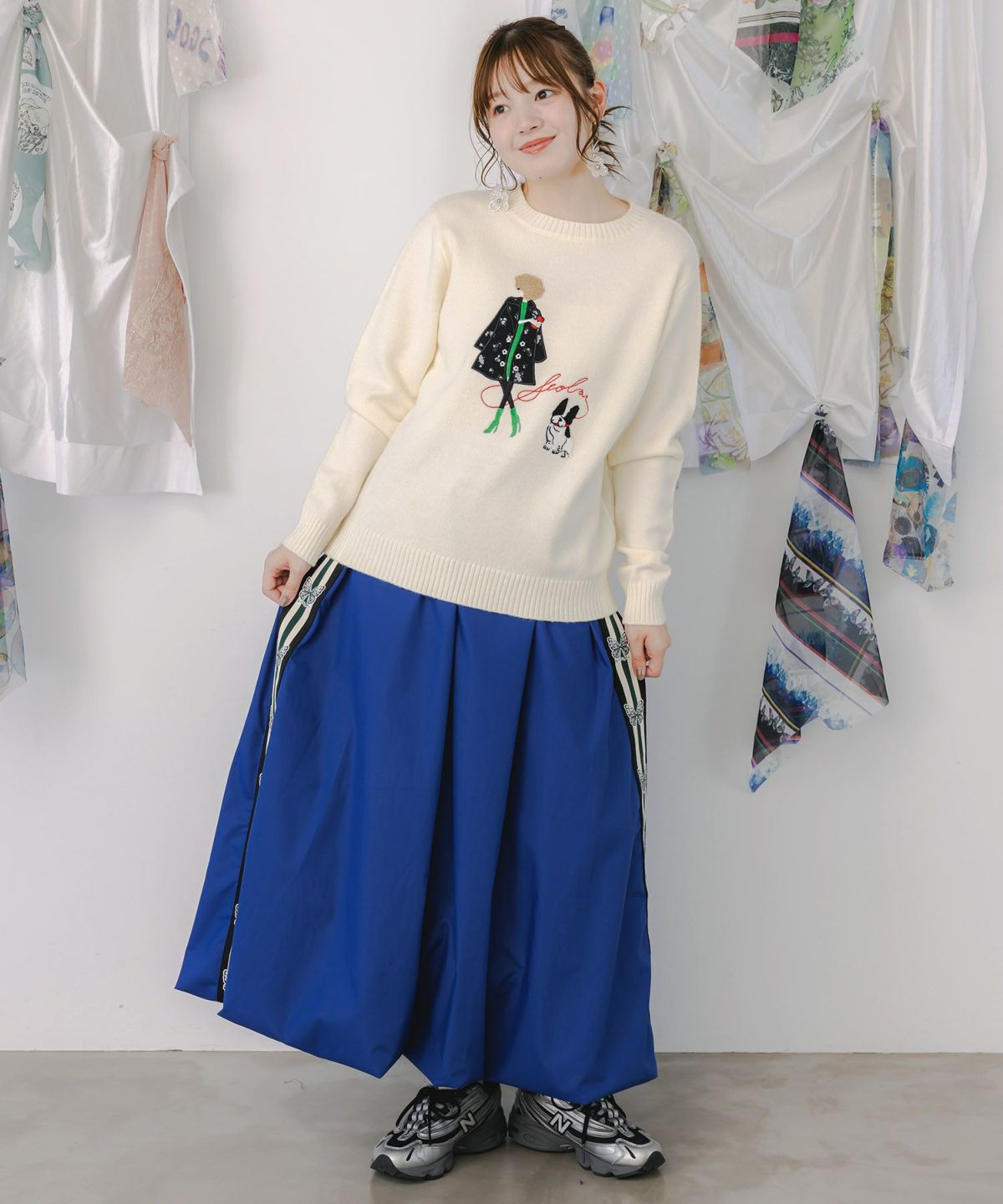 女の子とワンちゃん刺繍アップリケ ニットプルオーバー-8