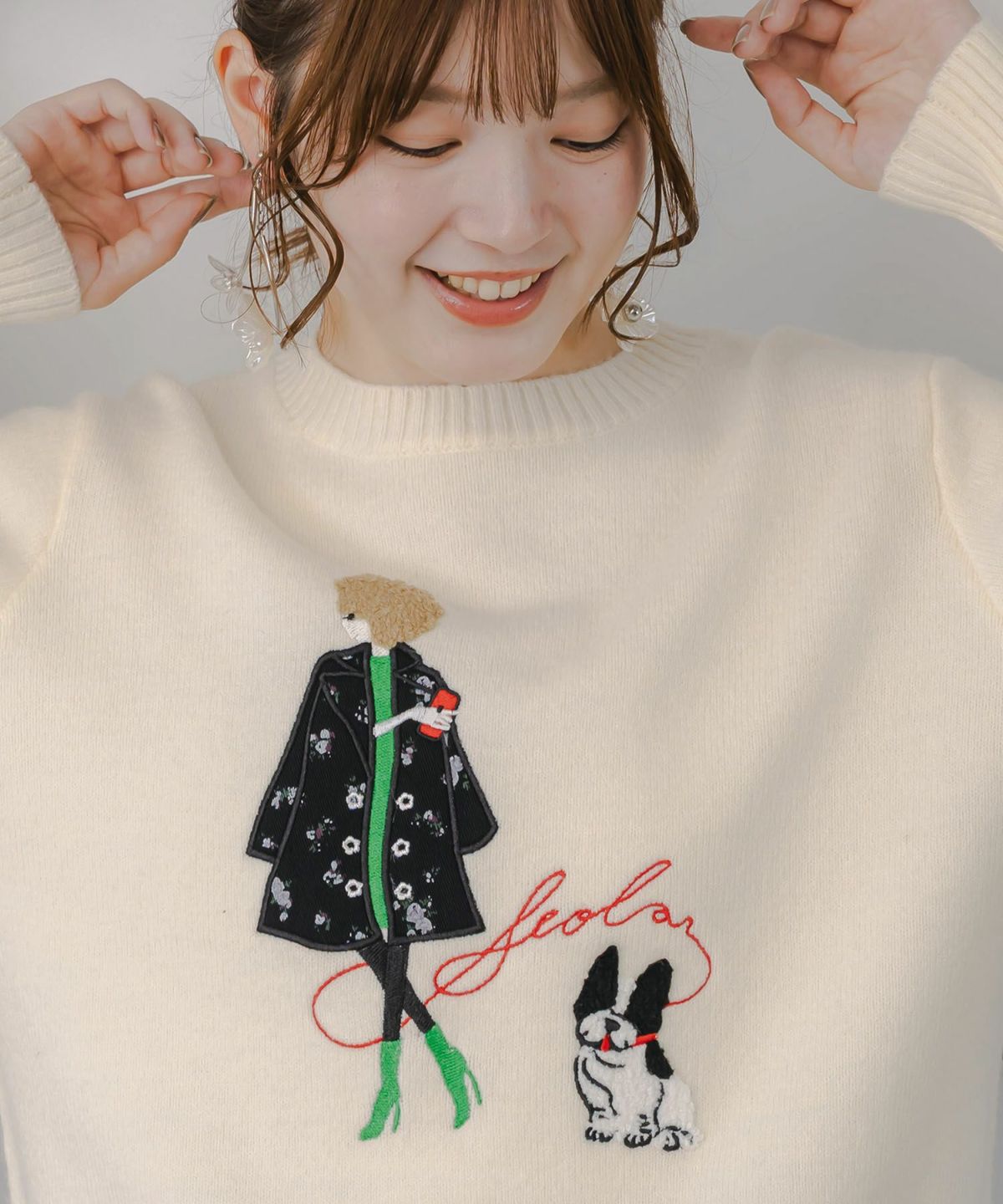 女の子とワンちゃん刺繍アップリケ ニットプルオーバー-12