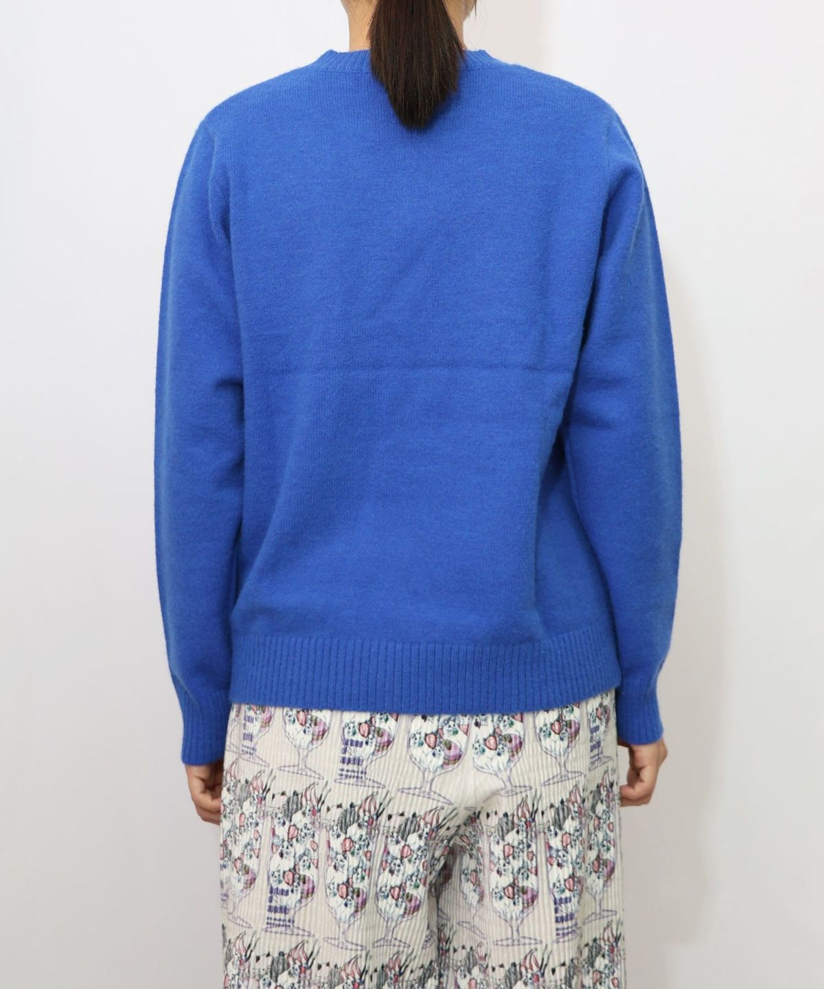 女の子とワンちゃん刺繍アップリケ ニットプルオーバー-19