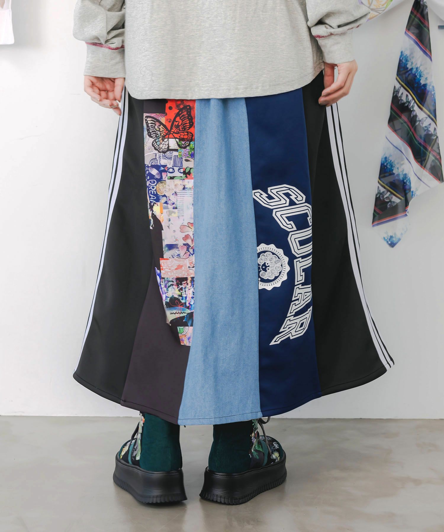 ロゴコラージュ柄 デニム×ジャージ切替スカート-4
