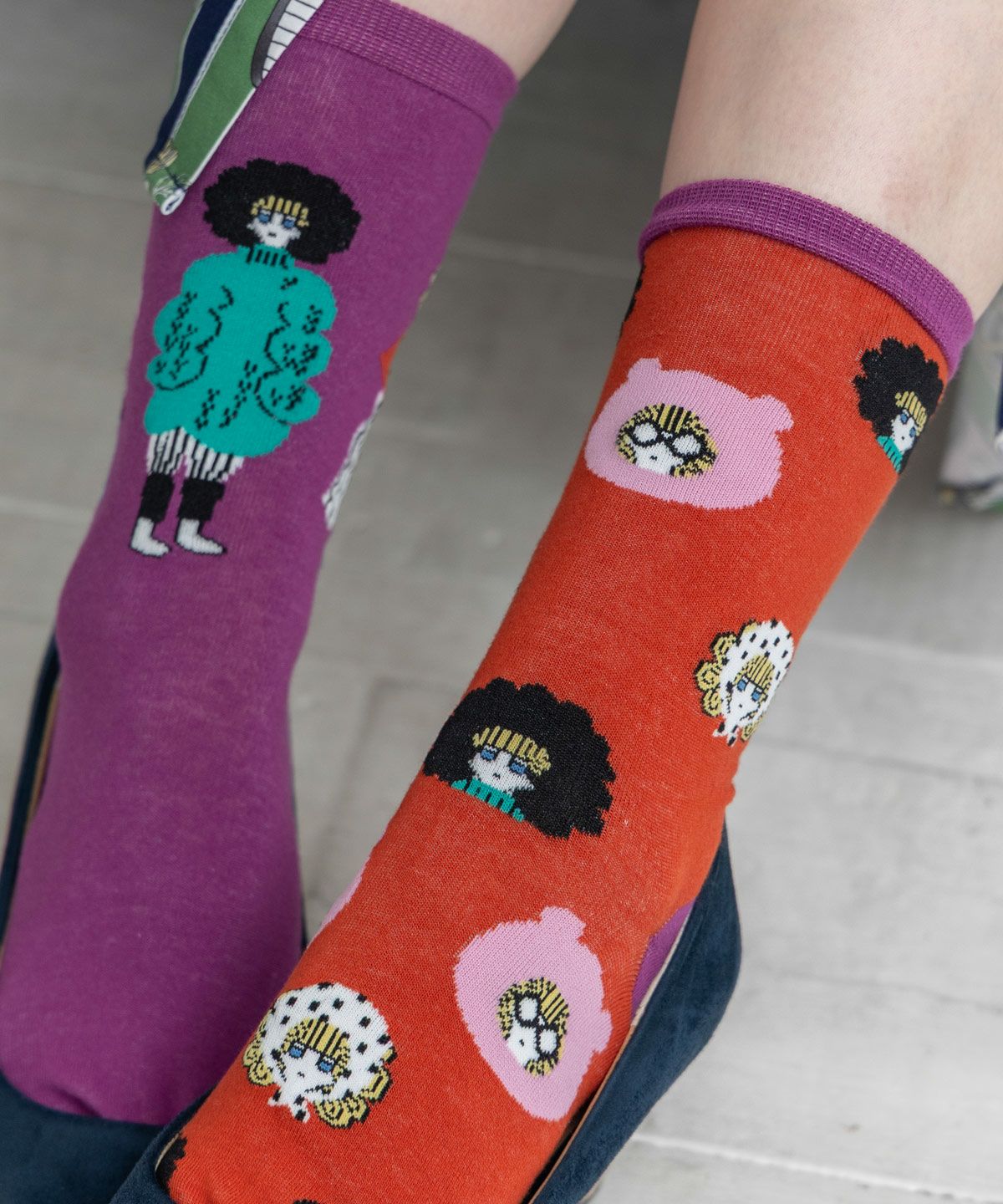 スカラーちゃん左右異柄ソックス-3