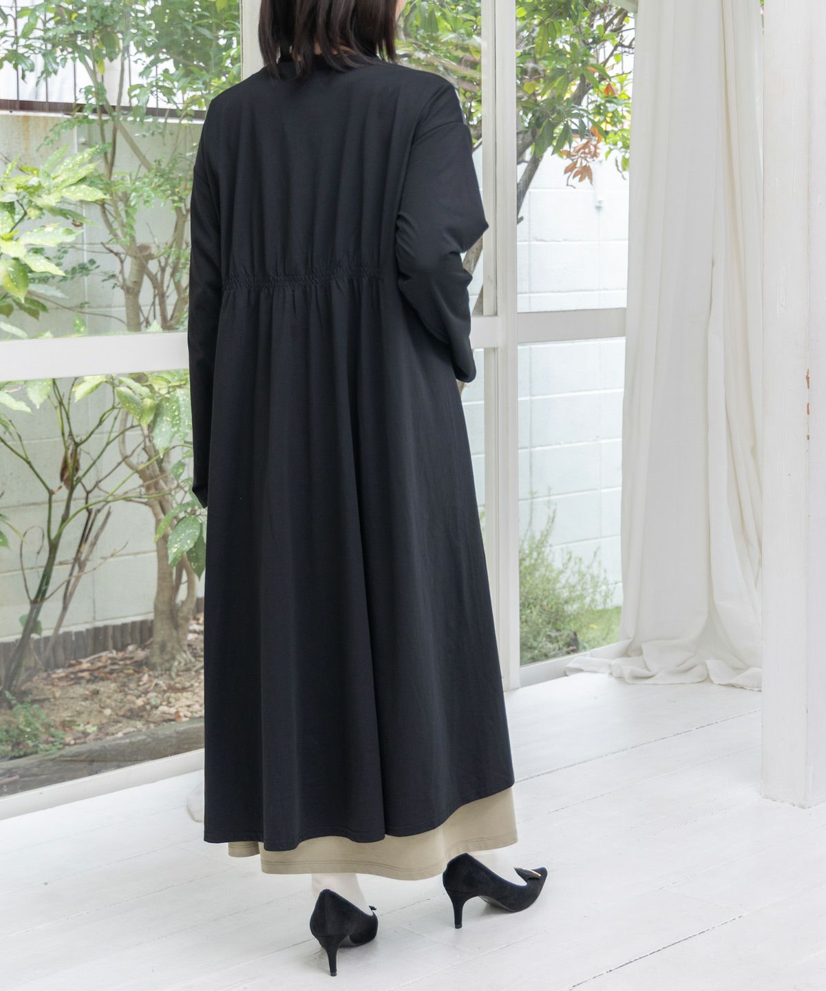 お買い物大好き女子のコラージュ柄ワンピース-11