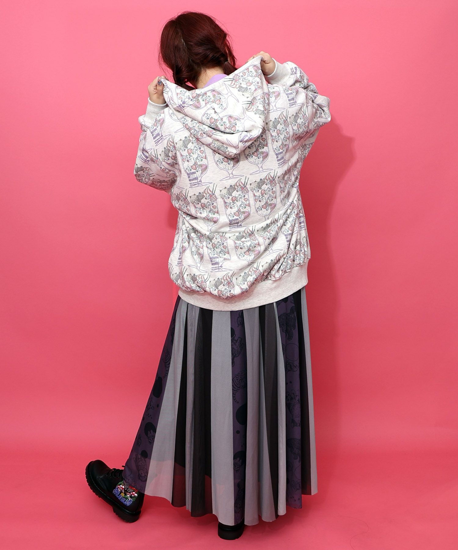 イチゴいっぱいねこパフェパーカー-5