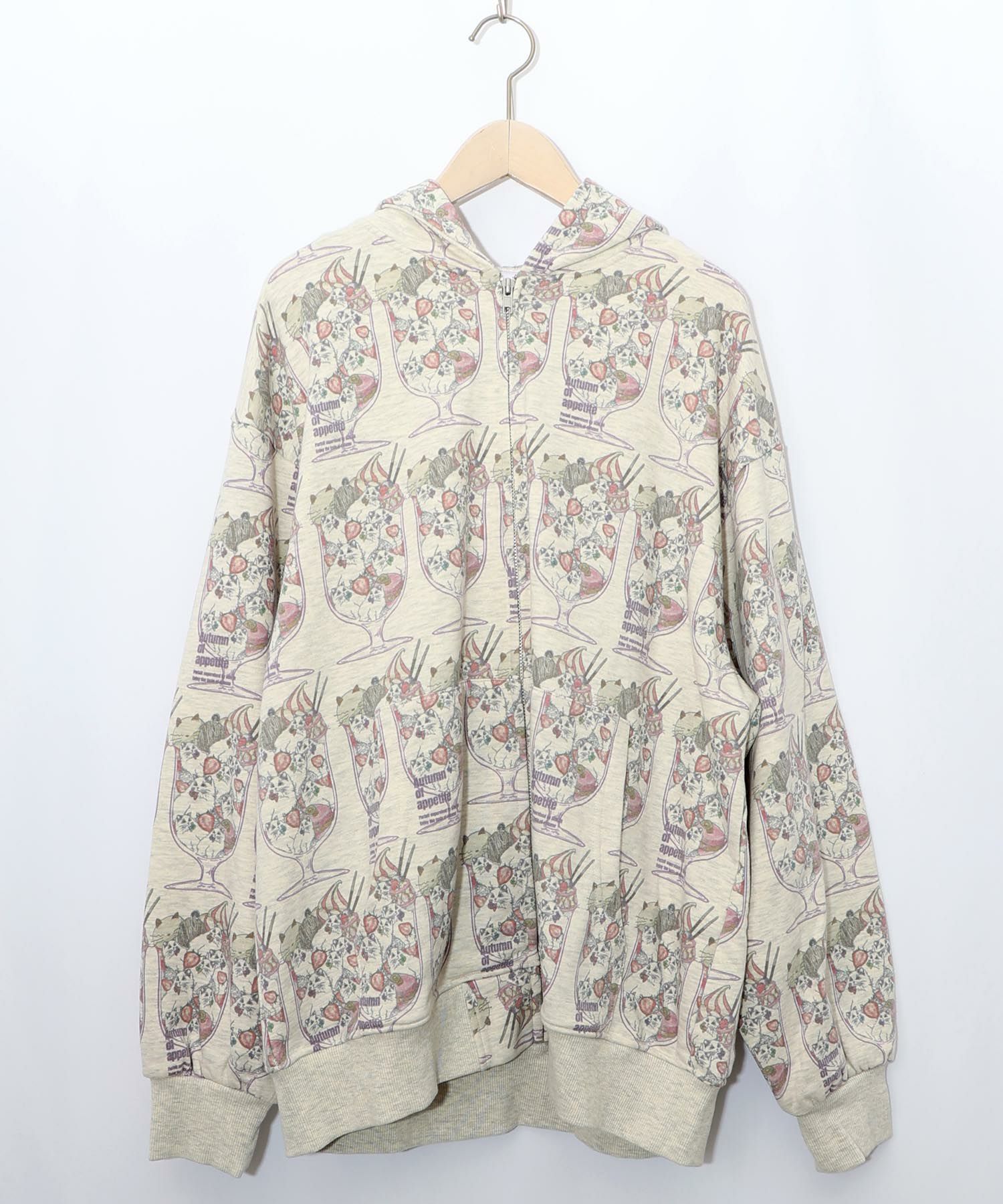 イチゴいっぱいねこパフェパーカー-8