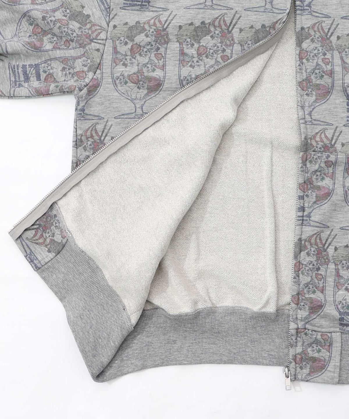 イチゴいっぱいねこパフェパーカー-15