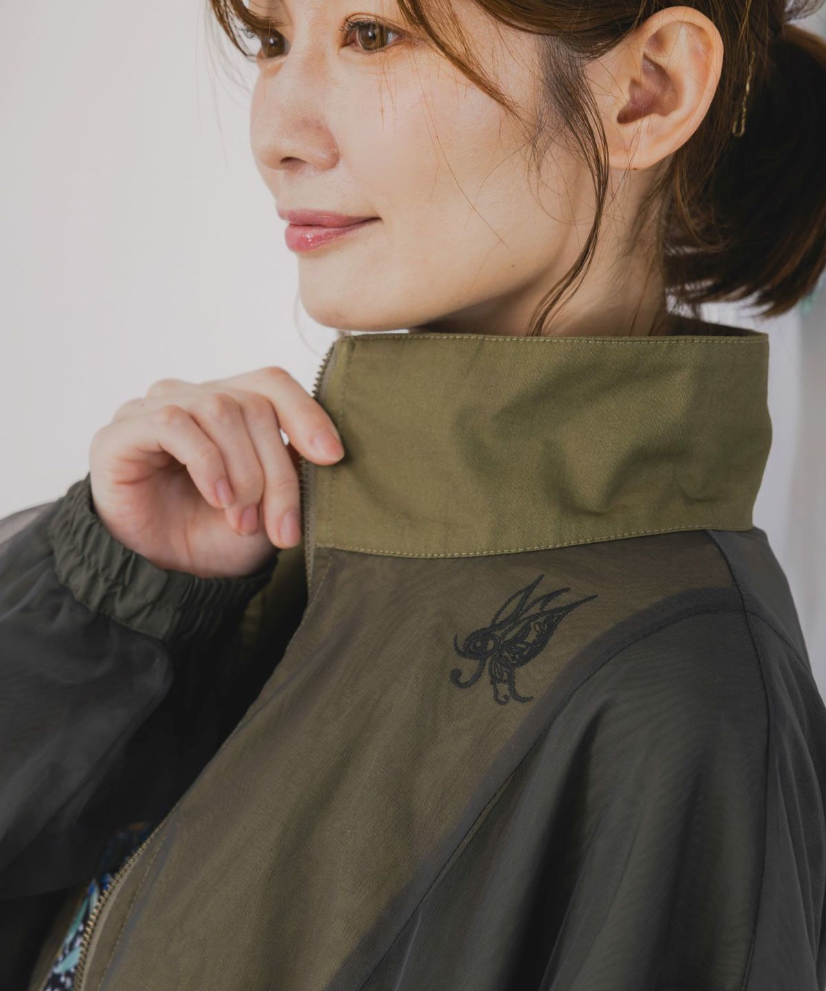 花蝶刺繍チュール重ねロングブルゾン-7