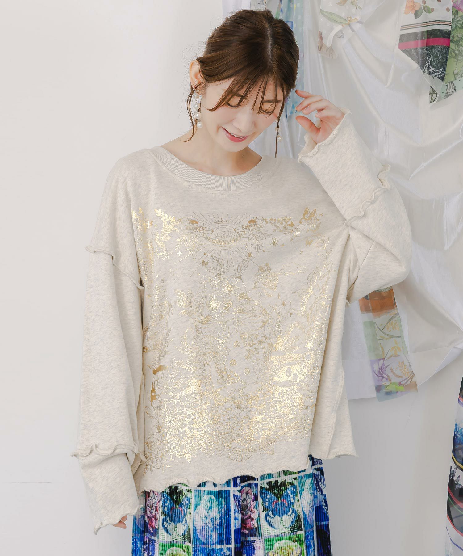 153658：キノコ花柄箔プリント裏毛プルオーバーの通販-ScoLar