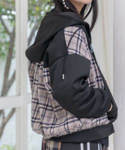 153653：POP・チェック柄切替パーカーの通販-ScoLar